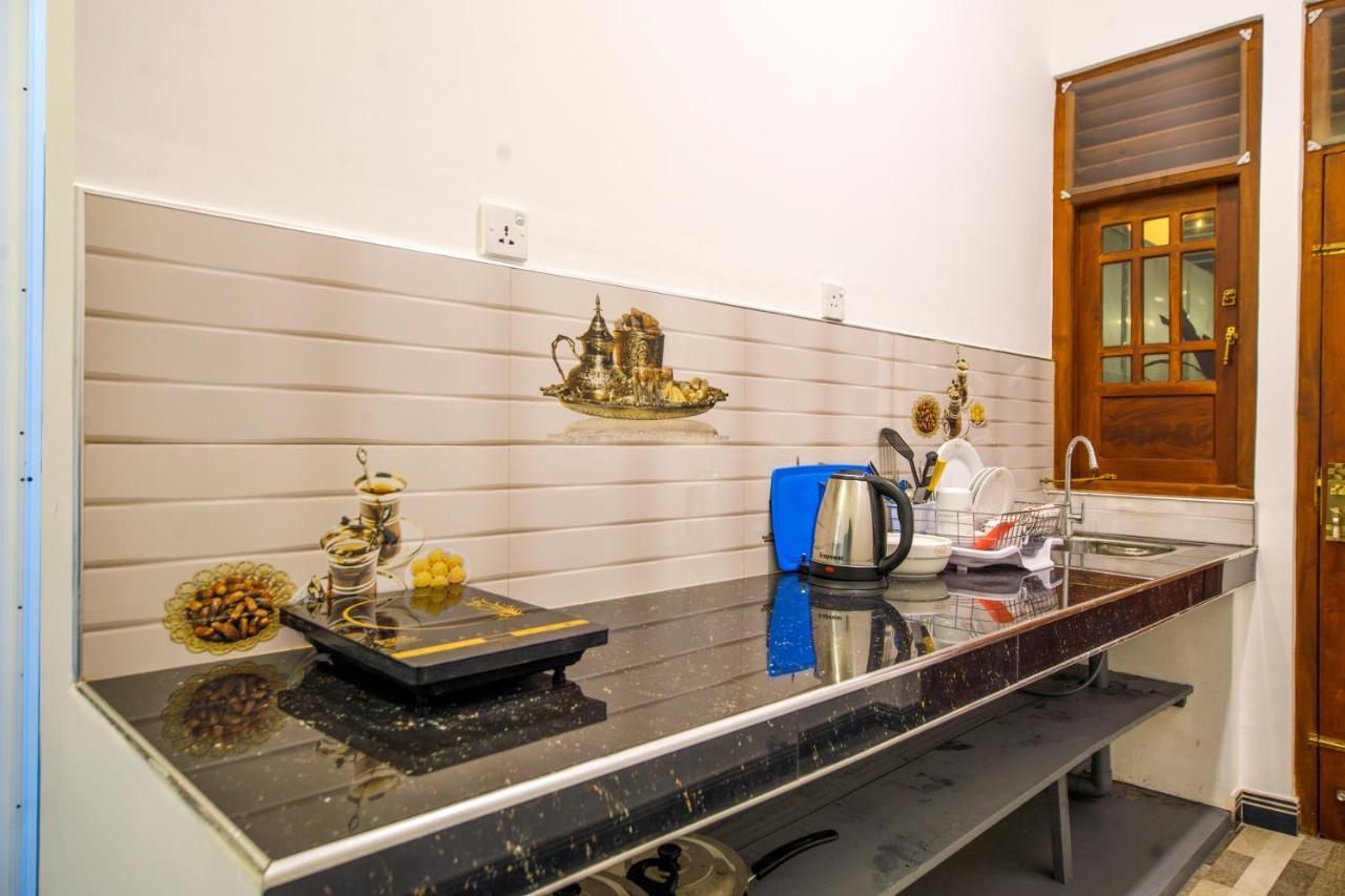 Mimoza Mirissa Bed & Breakfast ภายนอก รูปภาพ