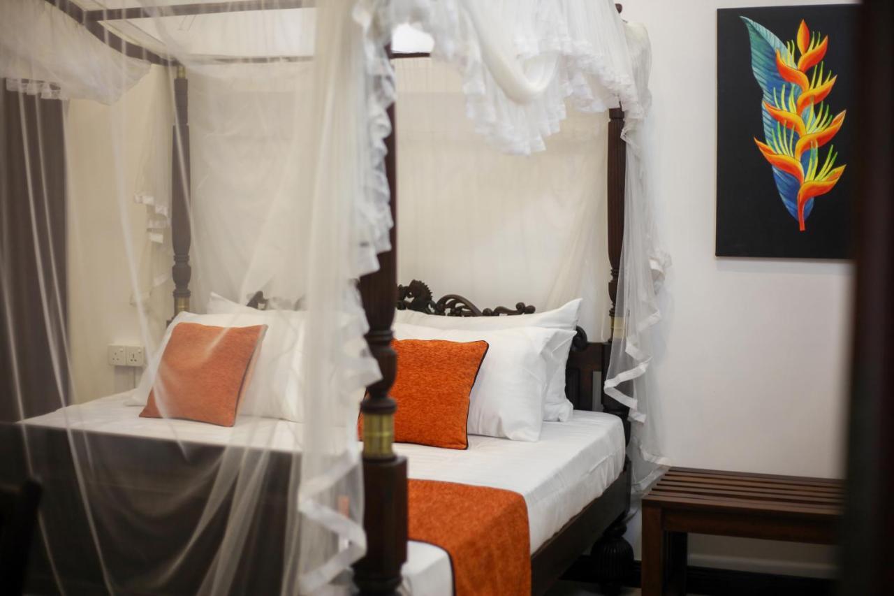 Mimoza Mirissa Bed & Breakfast ภายนอก รูปภาพ